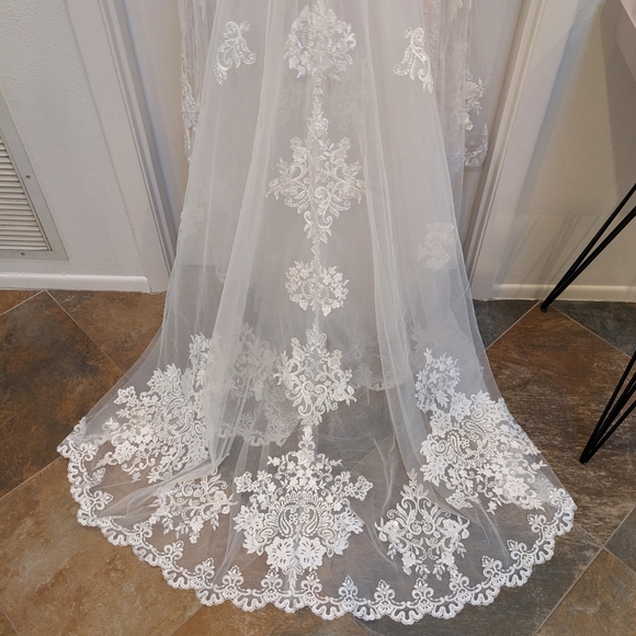 PRICE DROP🛑NWT Stella York Wedding Dress - Picture 16 of 16